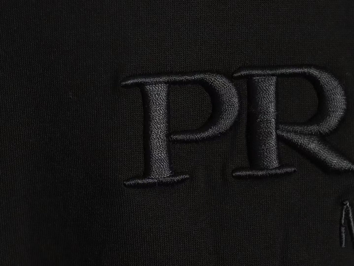 Classic Fit Hoodie-888