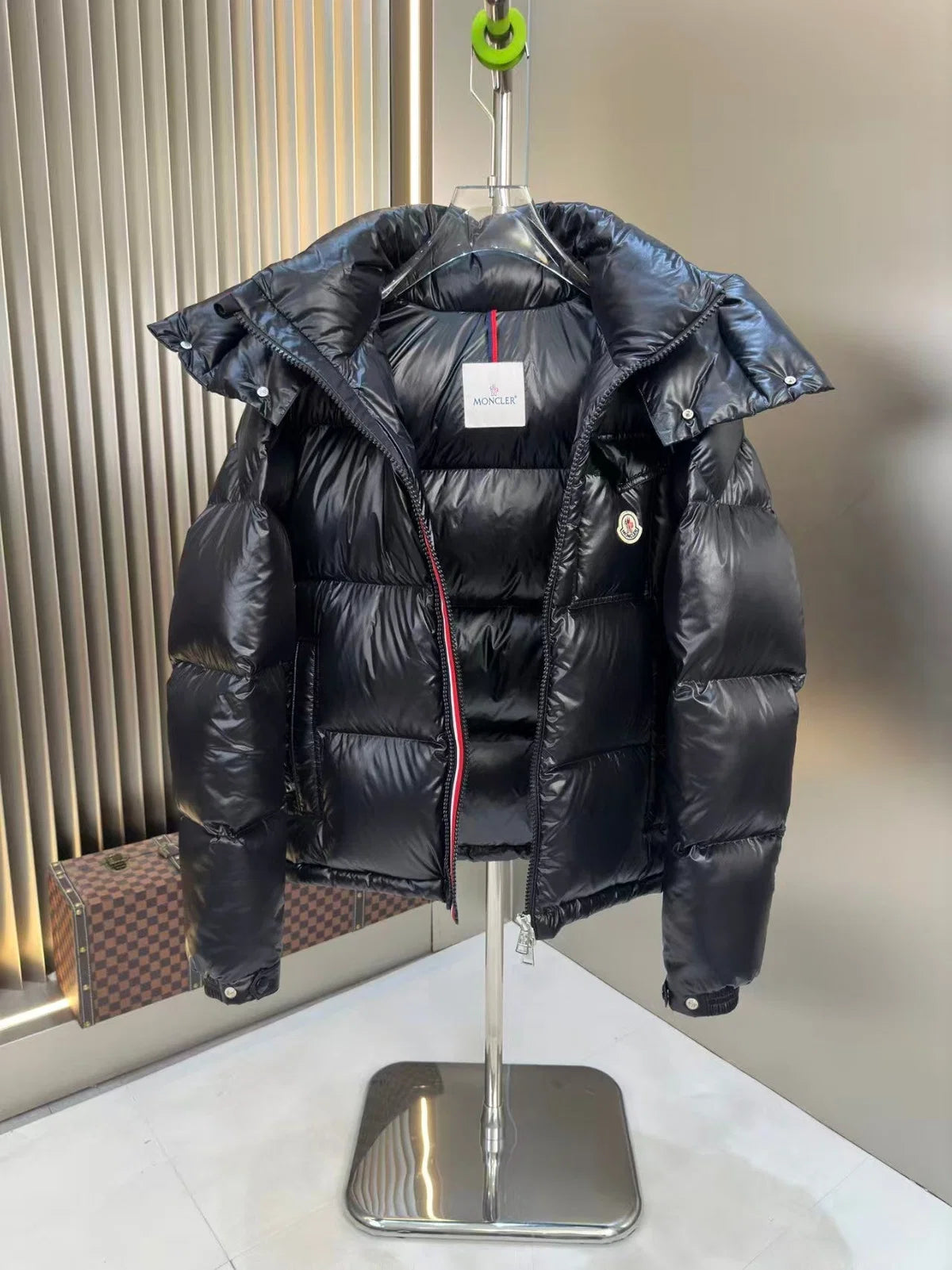 Classic down jacket-666