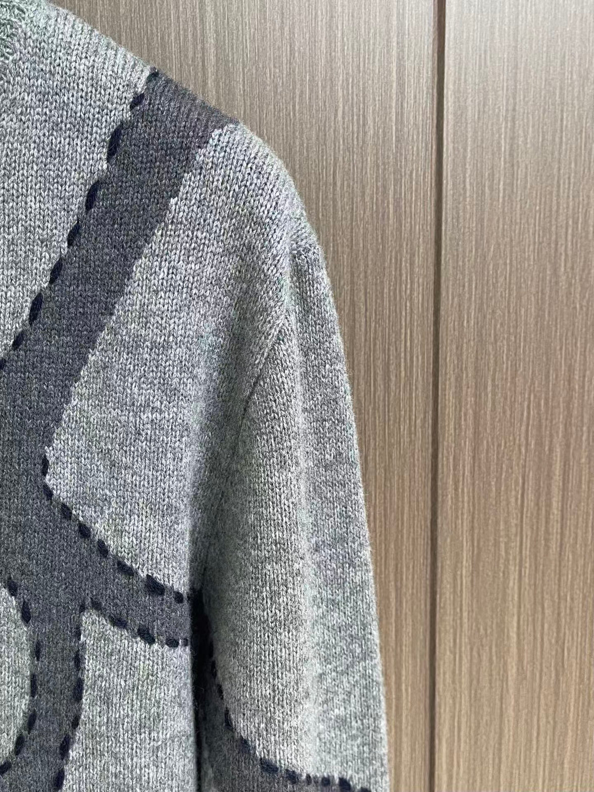 Classic Fashion Sweater-1564
