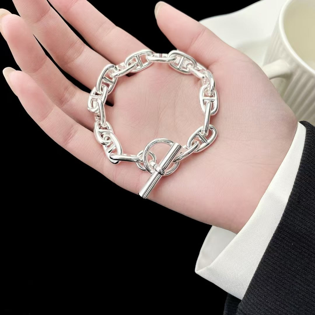 Classic Accessories