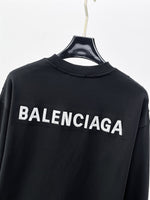Classic Sweatshirt - 01