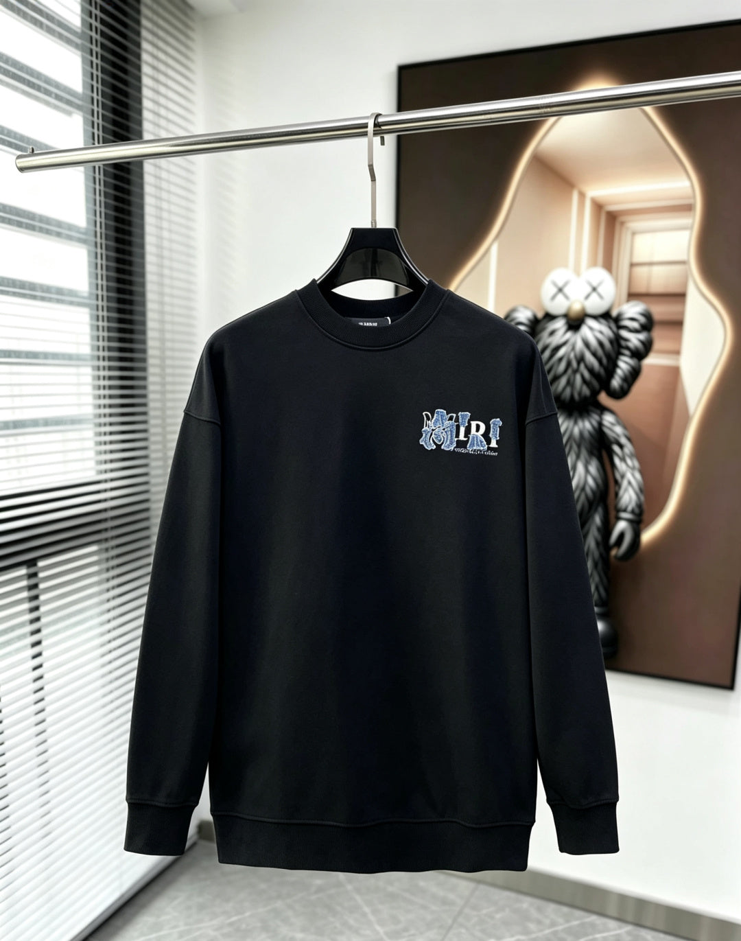 Classic Sweatshirt - 02