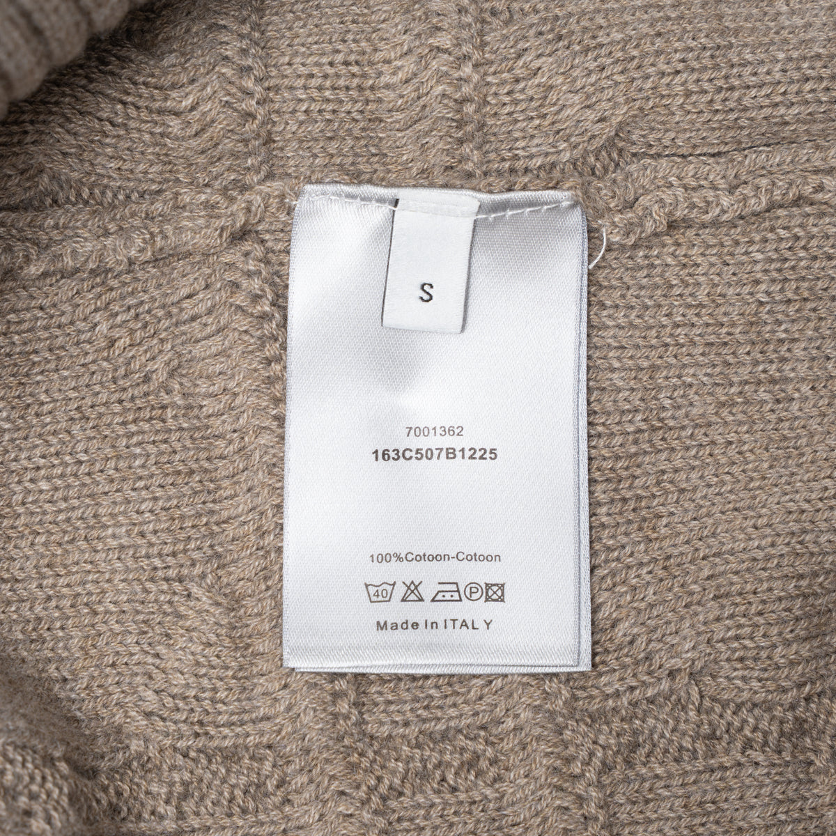 Classic Fashion Sweater-1500