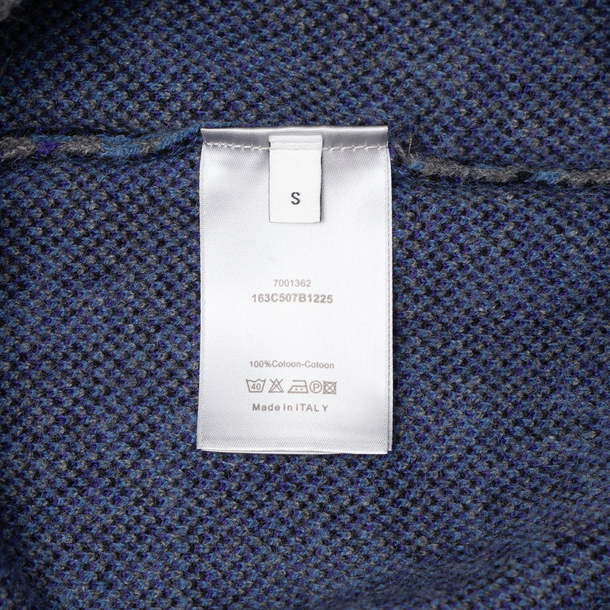 Classic Fashion Sweater-1520