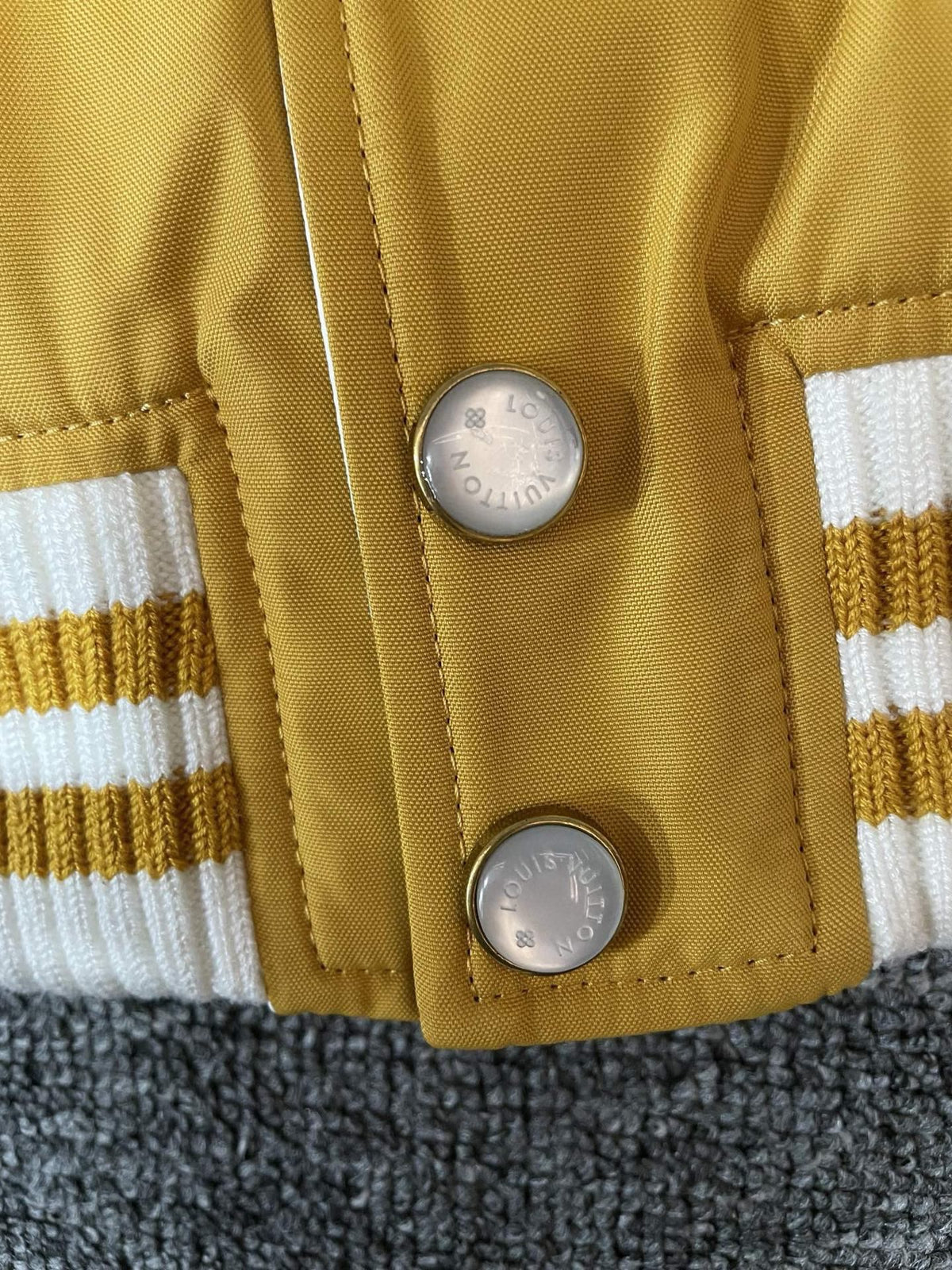 High-End Custom Jacket - 577