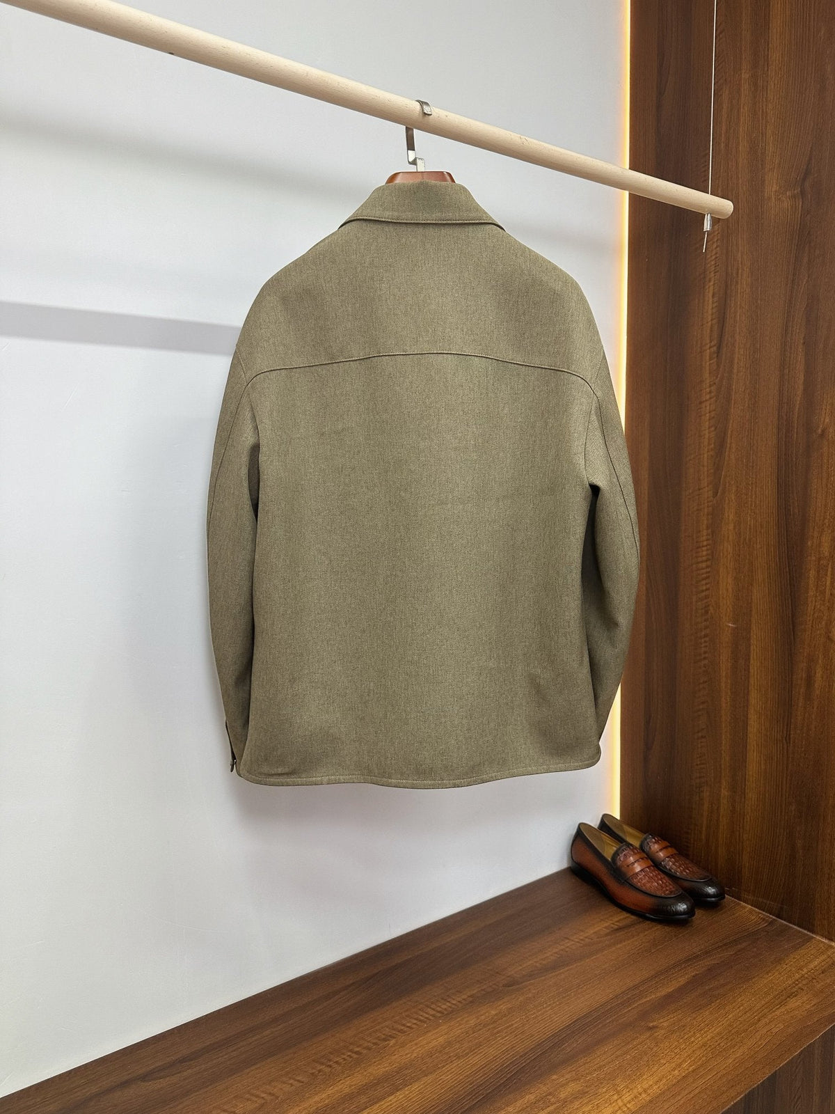 High-End Custom Jacket - 581