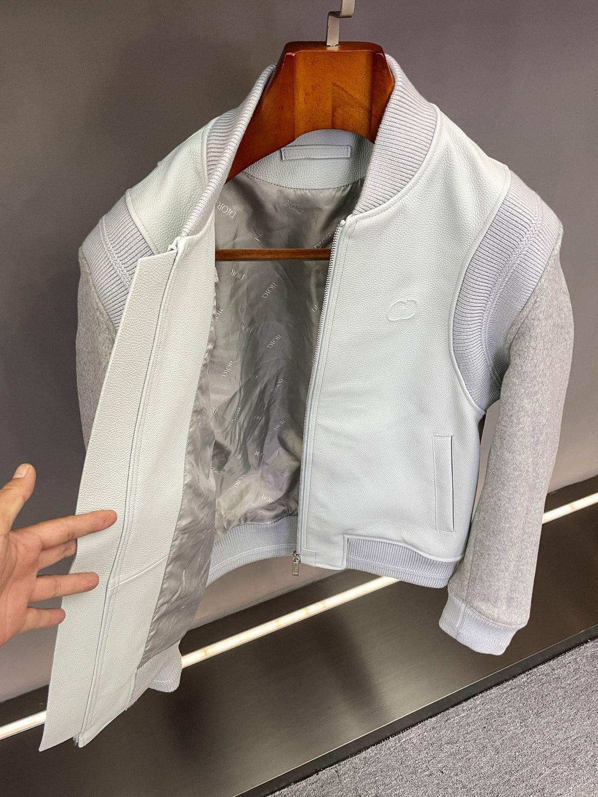 High-End Custom Jacket - 573