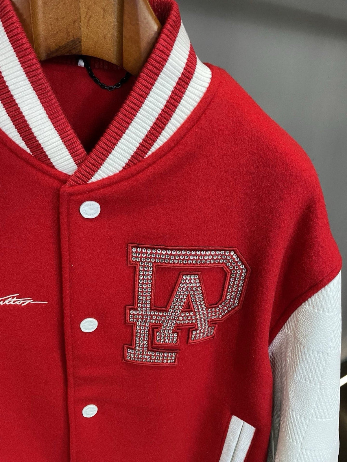High-End Custom Jacket - 568