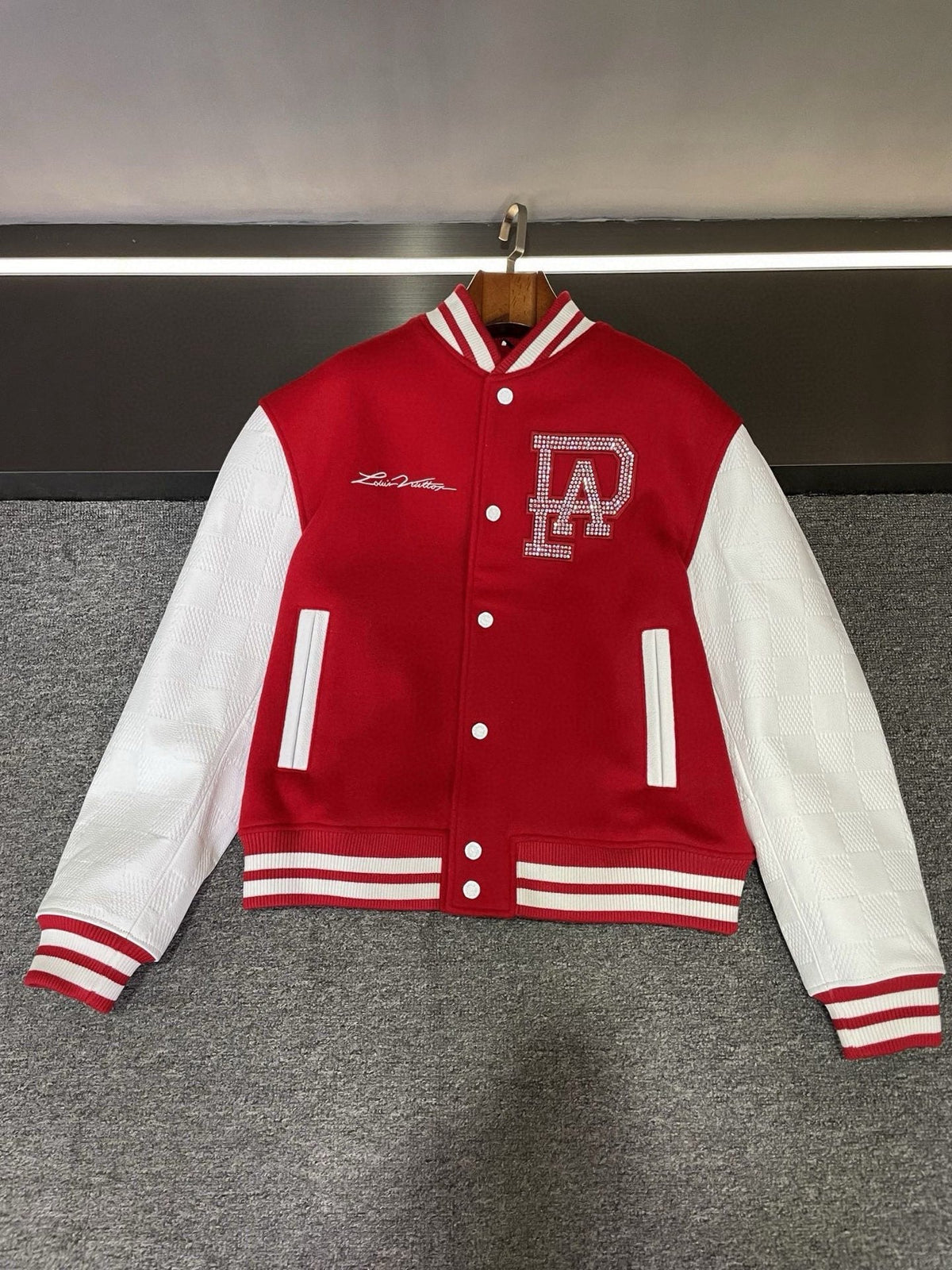 High-End Custom Jacket - 568