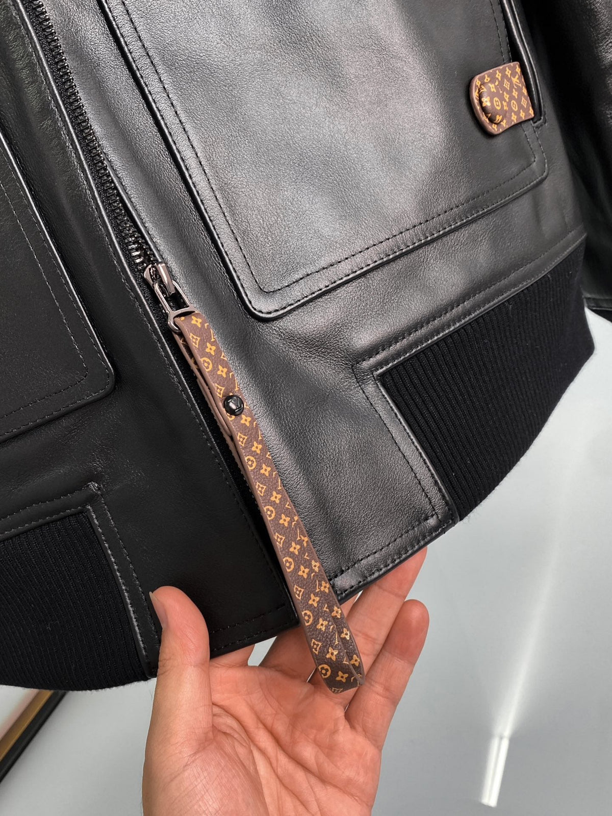 High-End Custom Jacket - 548