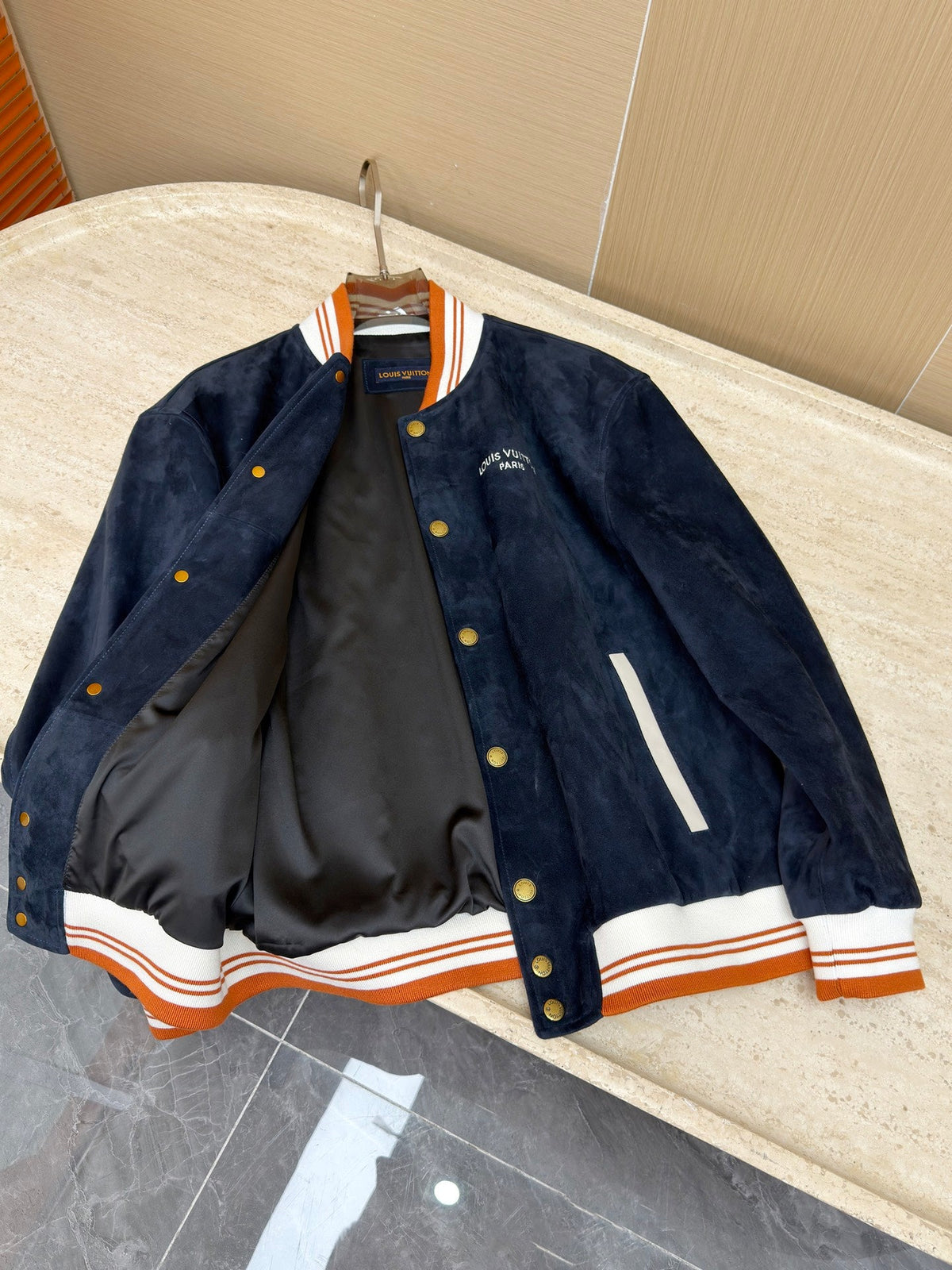 High-End Custom Jacket - 621