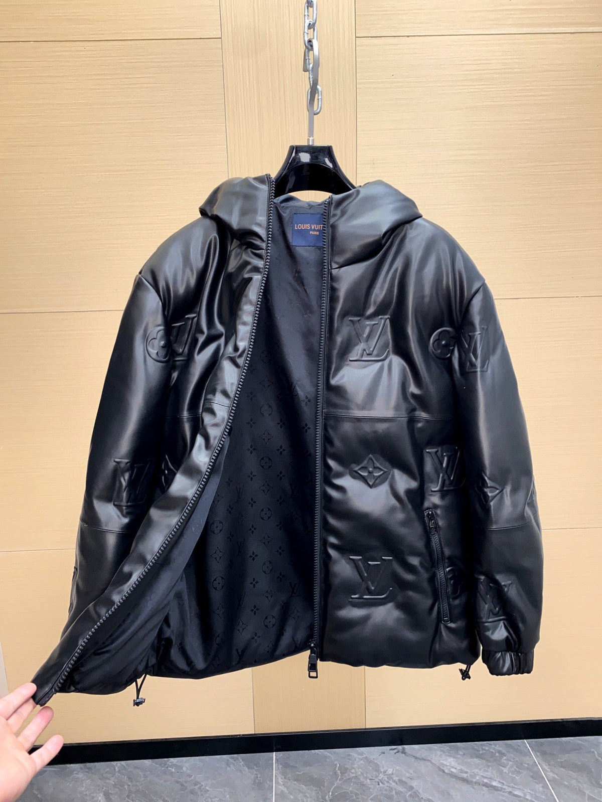 High-End Custom Jacket - 565