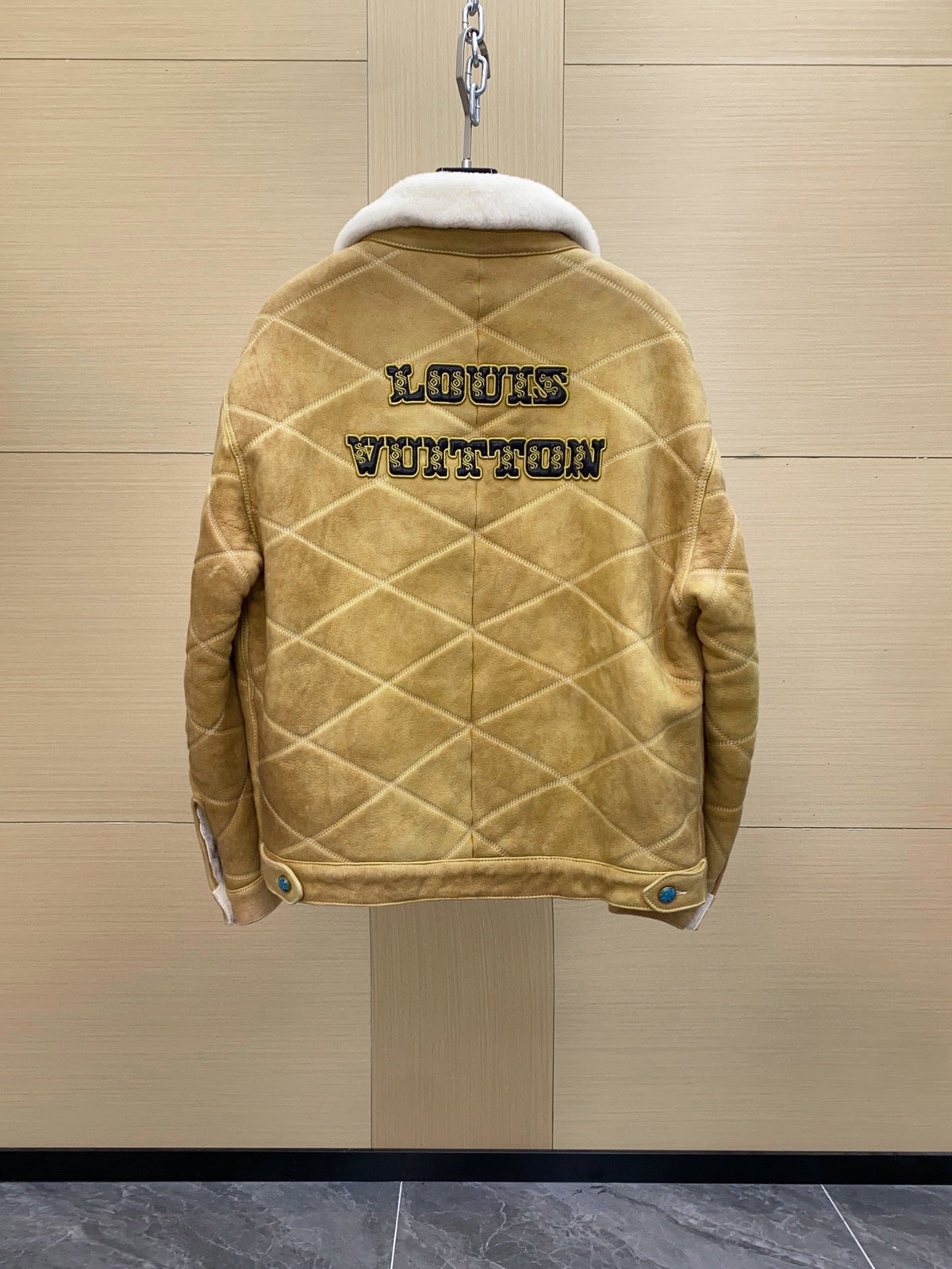 High-End Custom Jacket - 563
