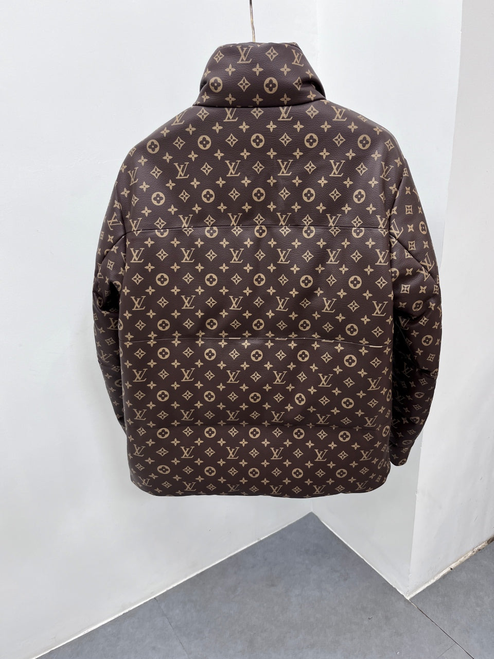 High-End Custom Jacket - 352