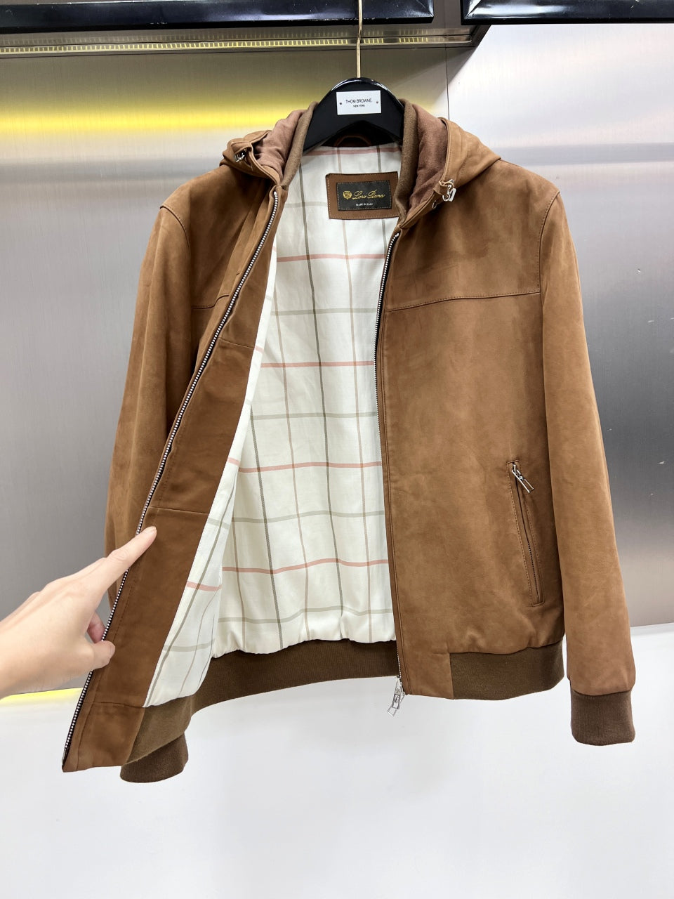 High-End Custom Jacket - 669
