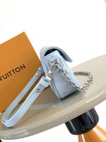 Exquisite leather bags-390