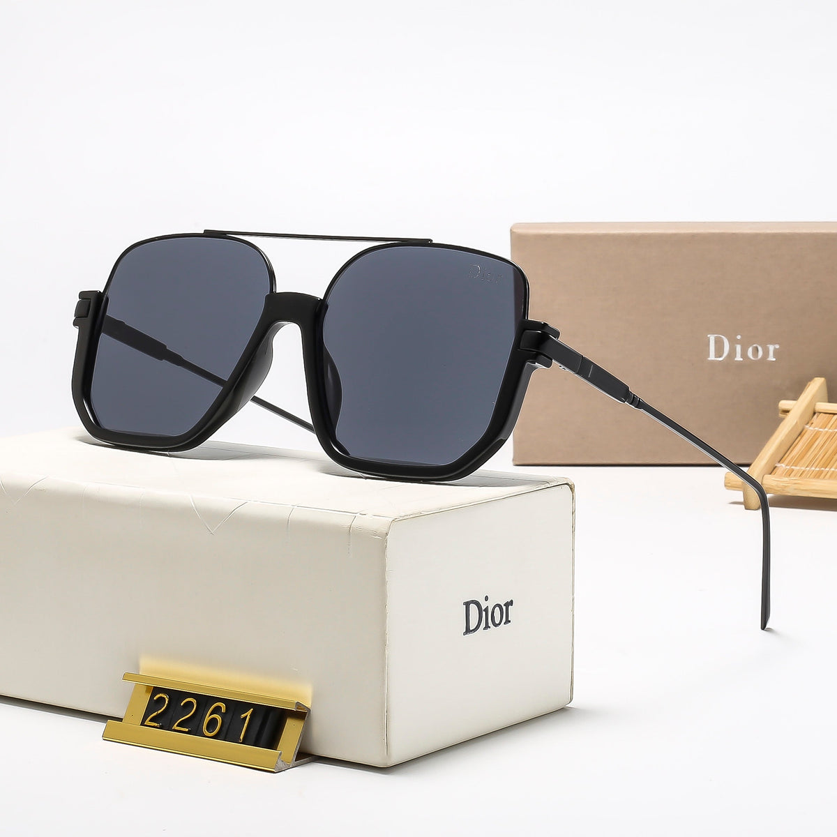 Fashion Eyewear: Elevate Your Style with Exquisite Craftsmanship-549