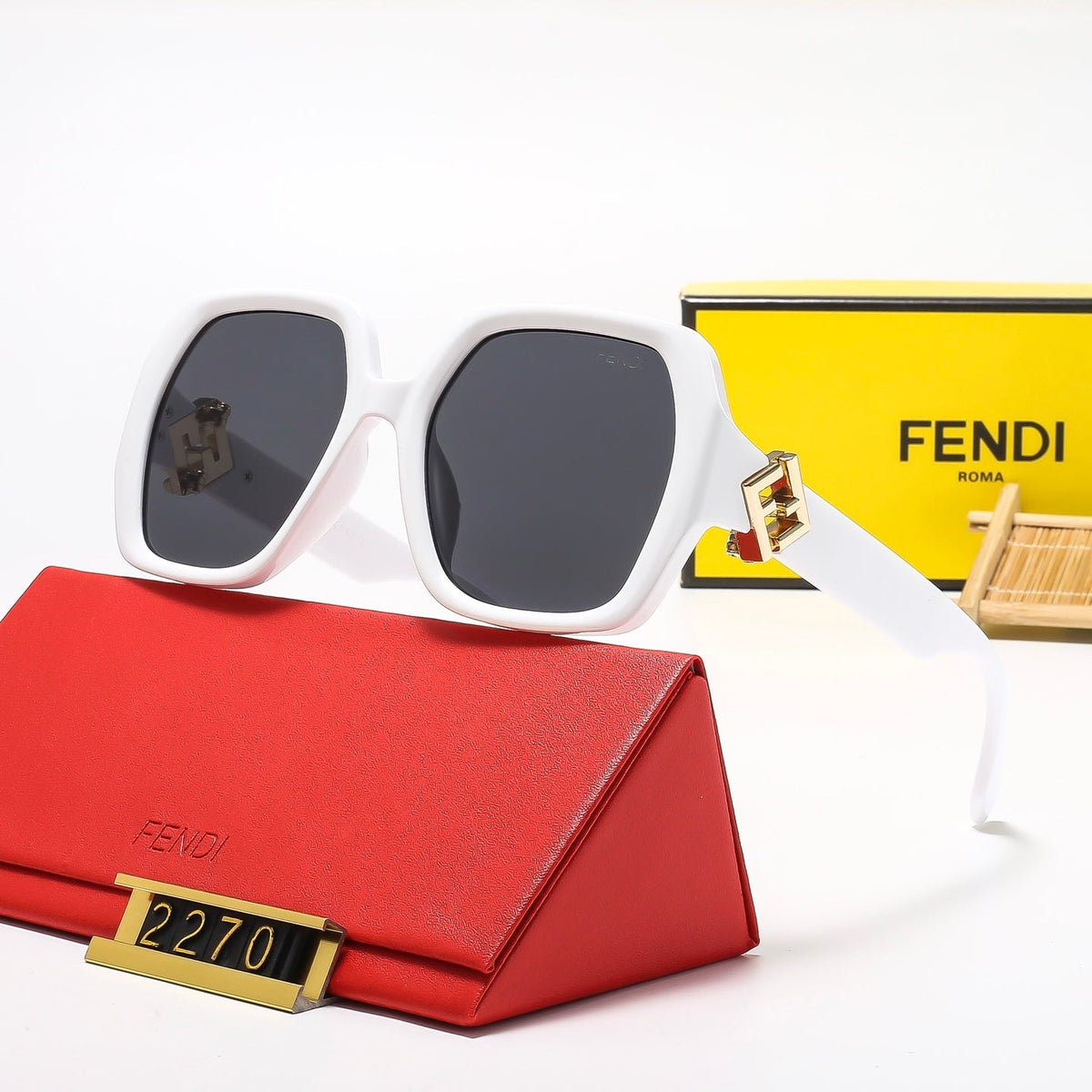 Fashion Eyewear: Elevate Your Style with Exquisite Craftsmanship-556