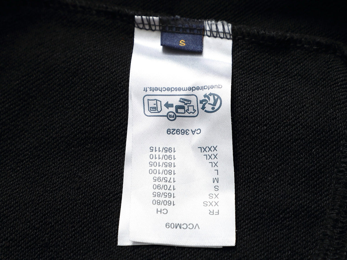 Classic Fit Hoodie-1000