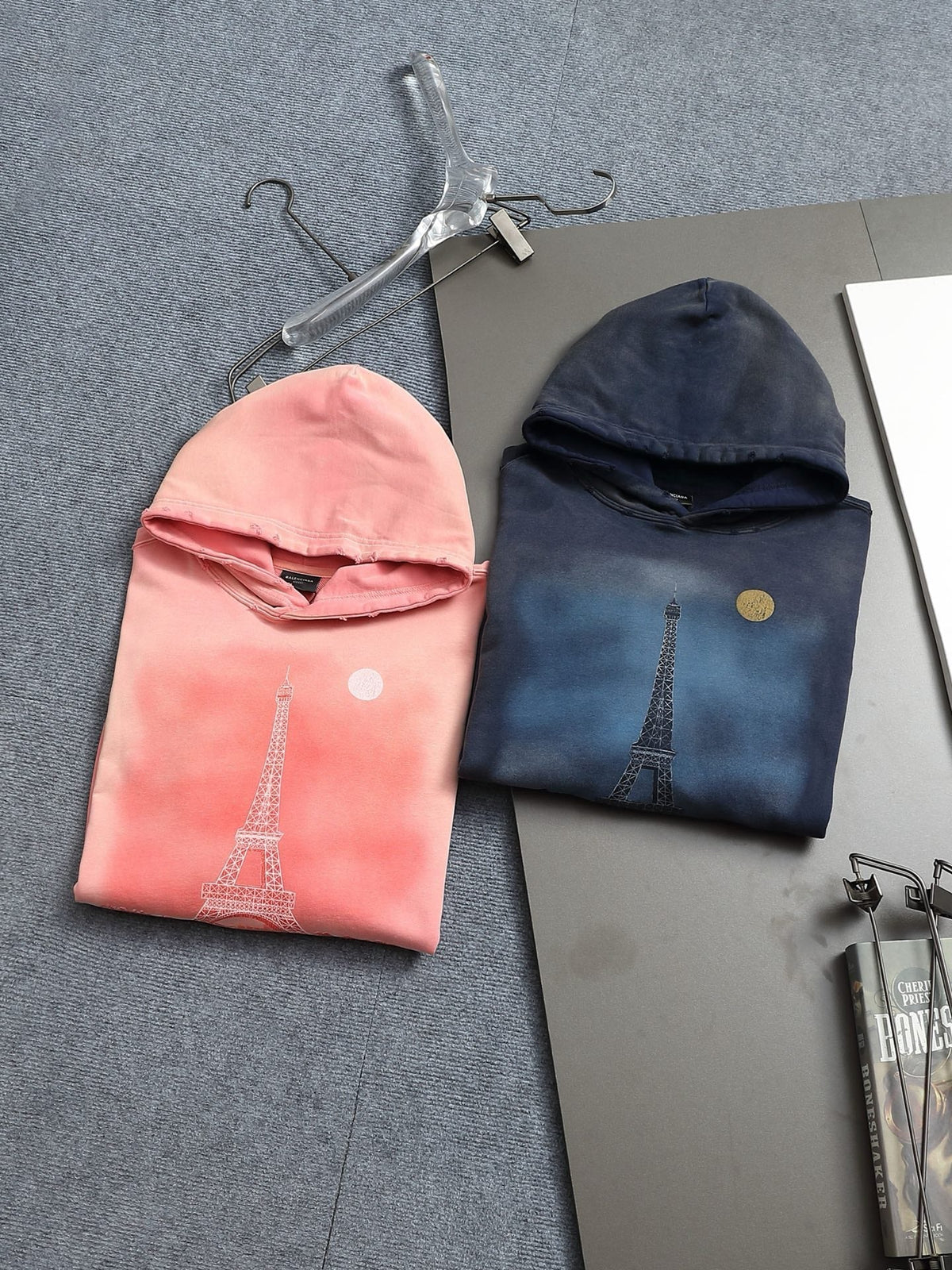 Classic Fit Hoodie-1002