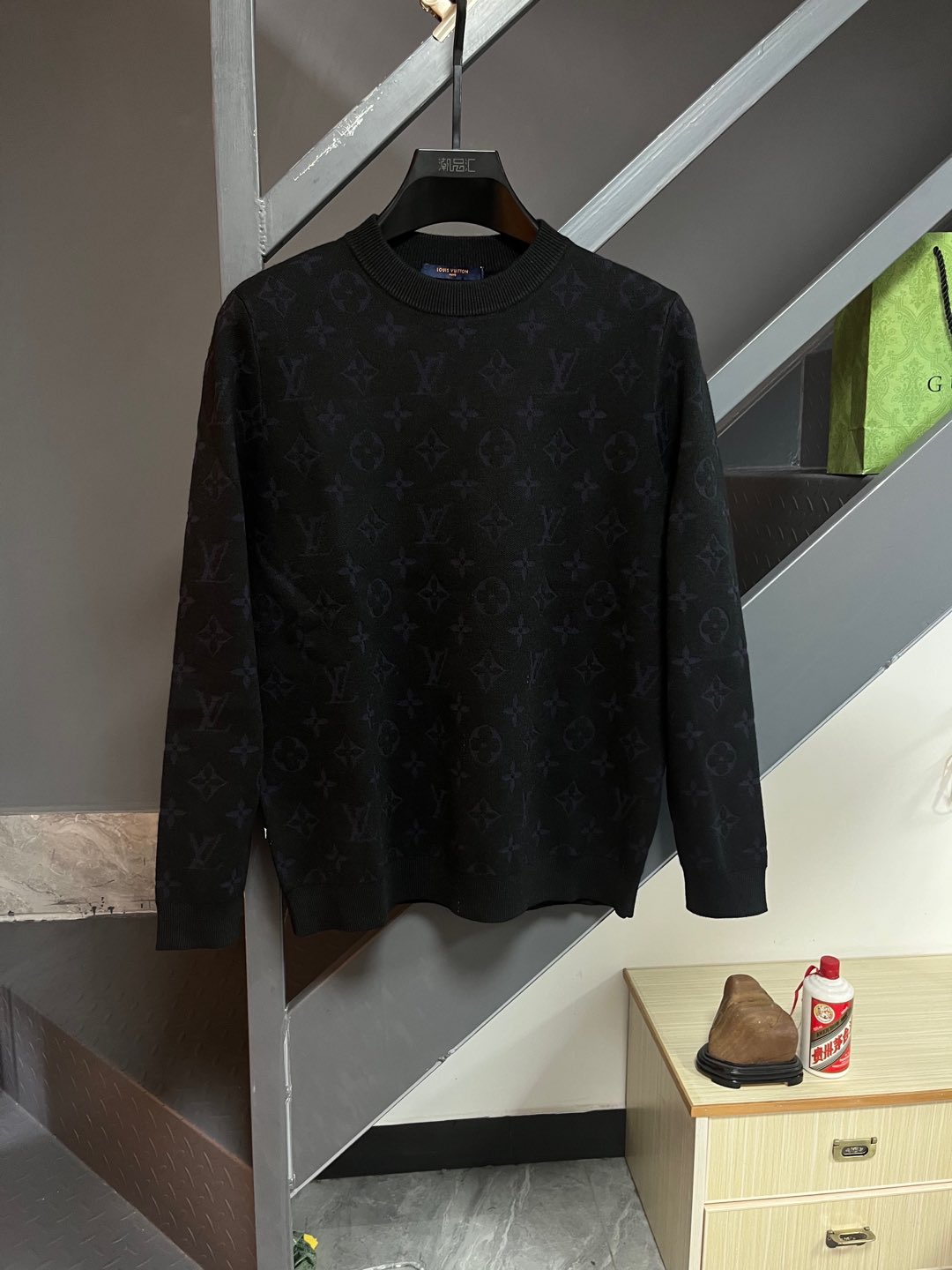 Classic Fashion Sweater-1002