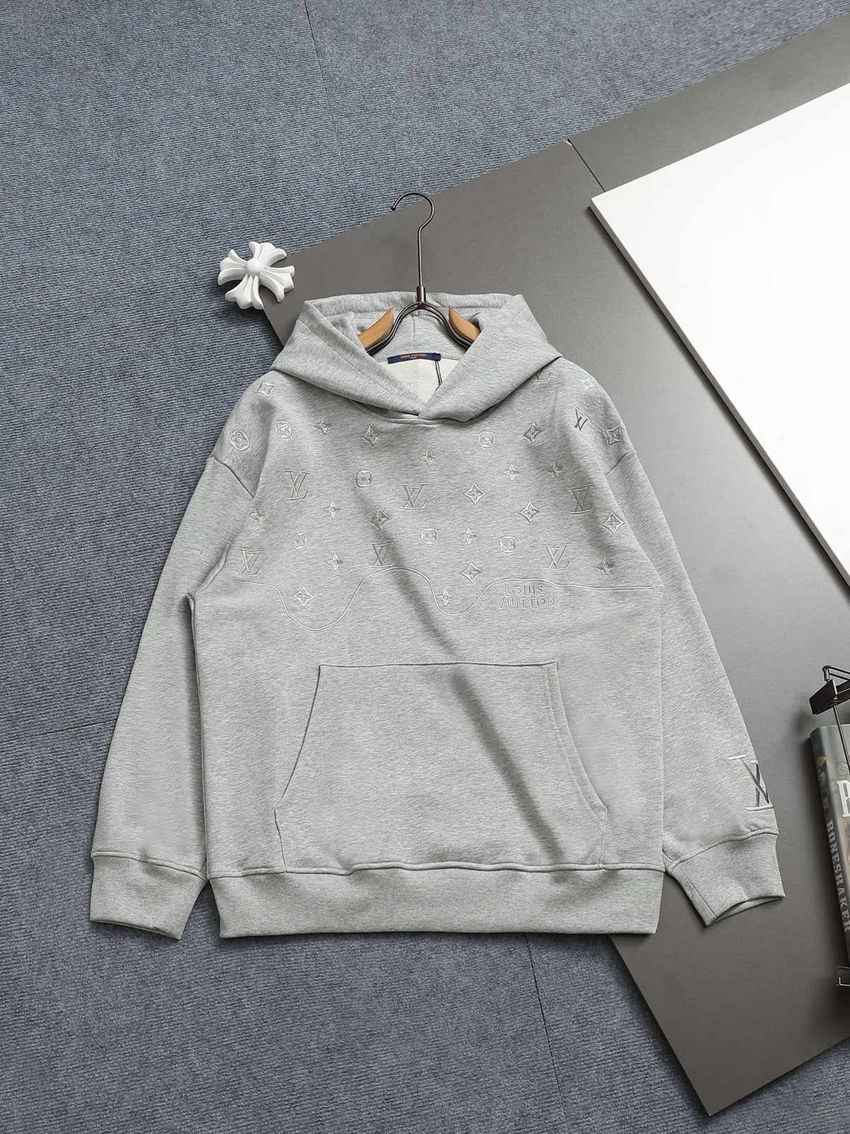 Classic Fit Hoodie-1011