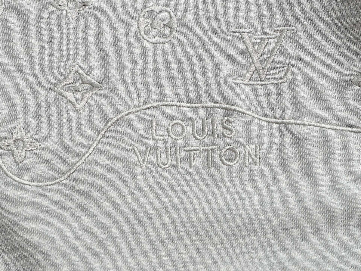 Classic Fit Hoodie-1011