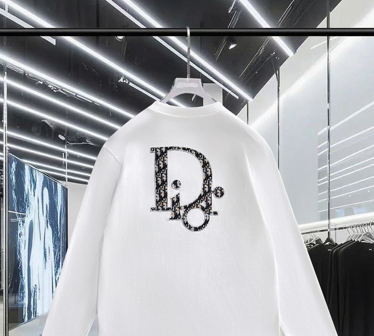 Classic Fashion Sweater-1012