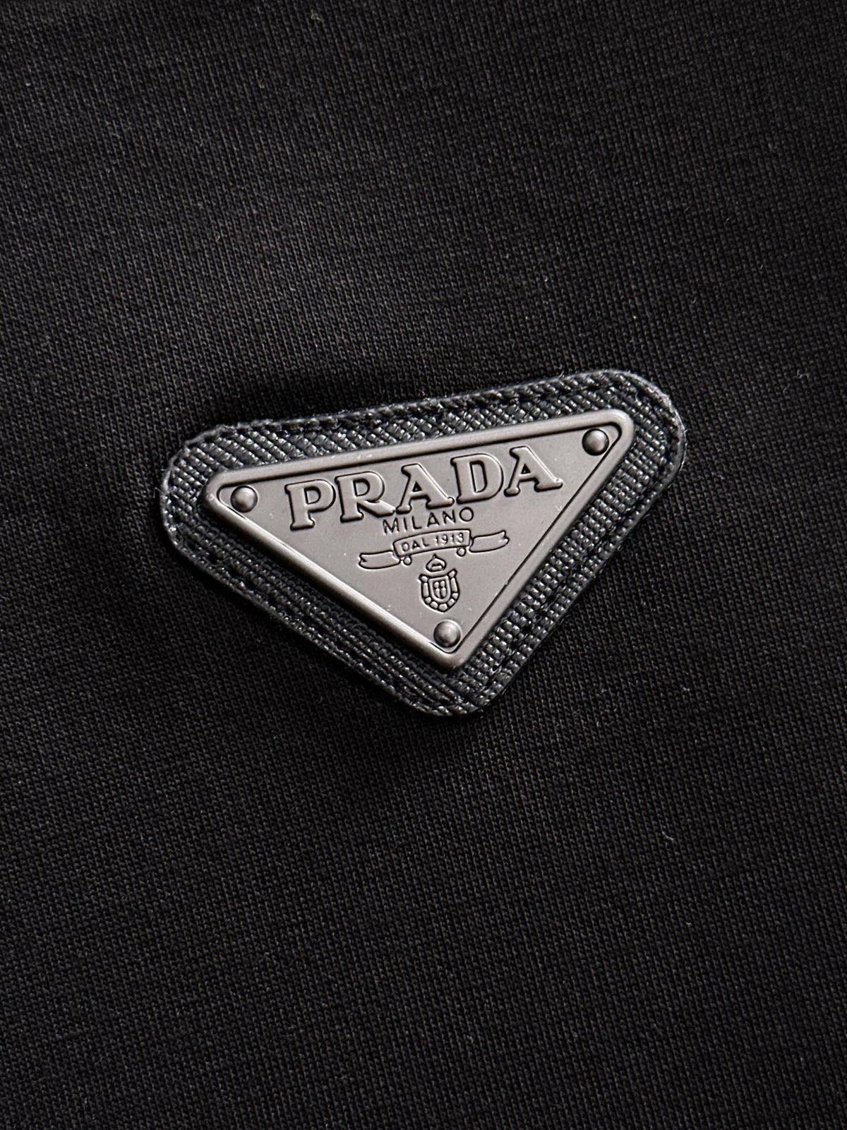 Classic Fashion Sweater-1023