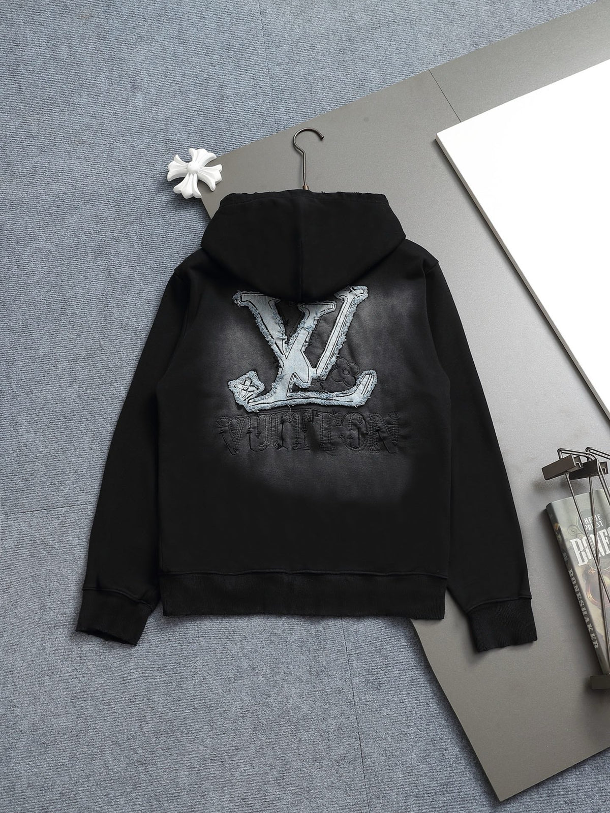 Classic Fit Hoodie-1017