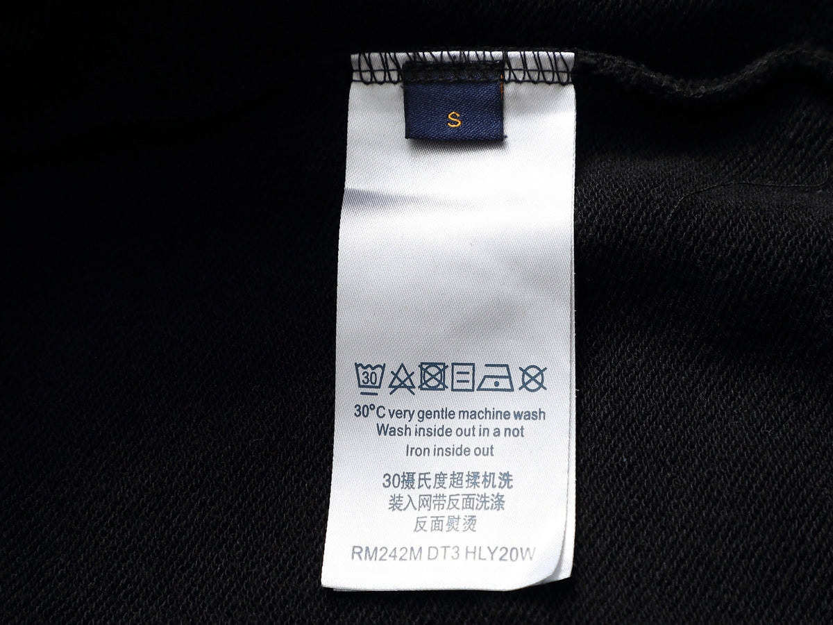 Classic Fit Hoodie-1017