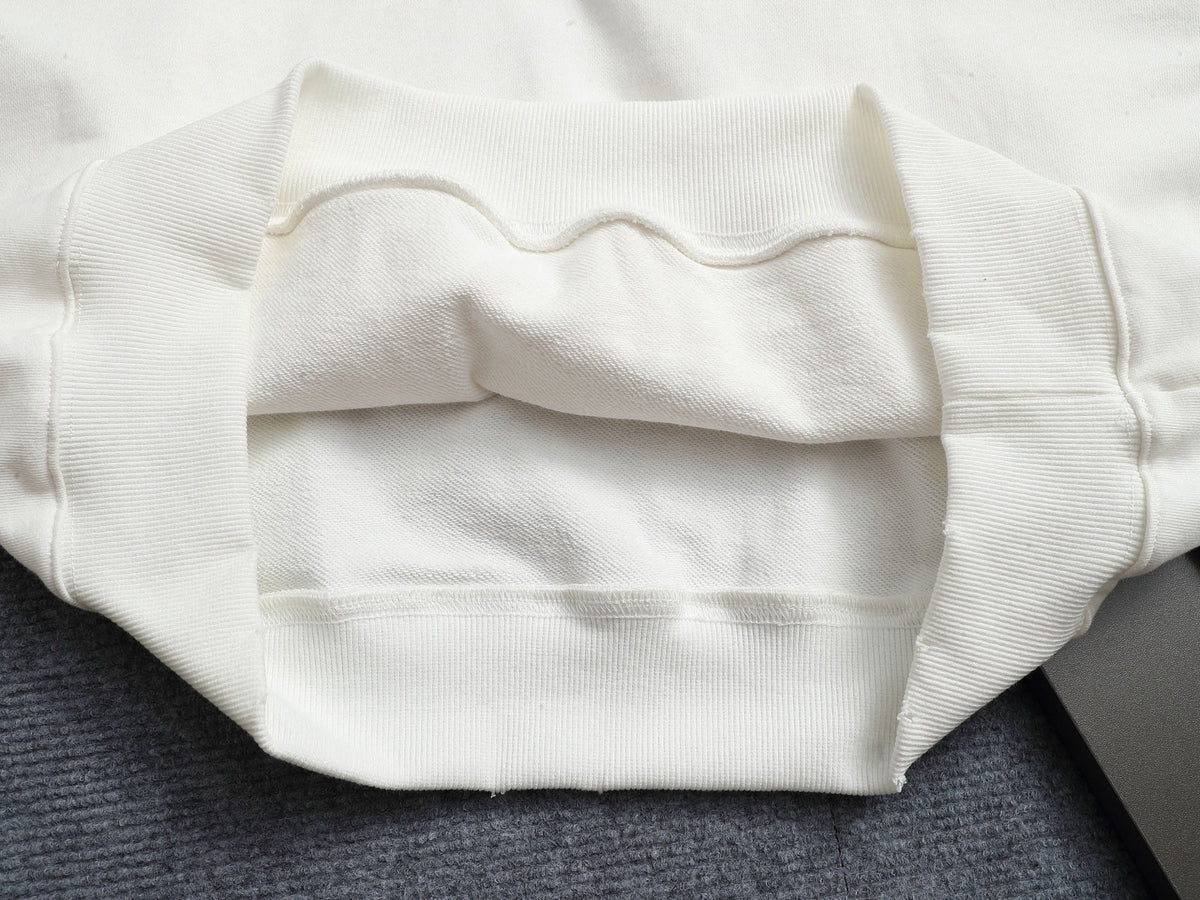 Classic Fit Hoodie-1018