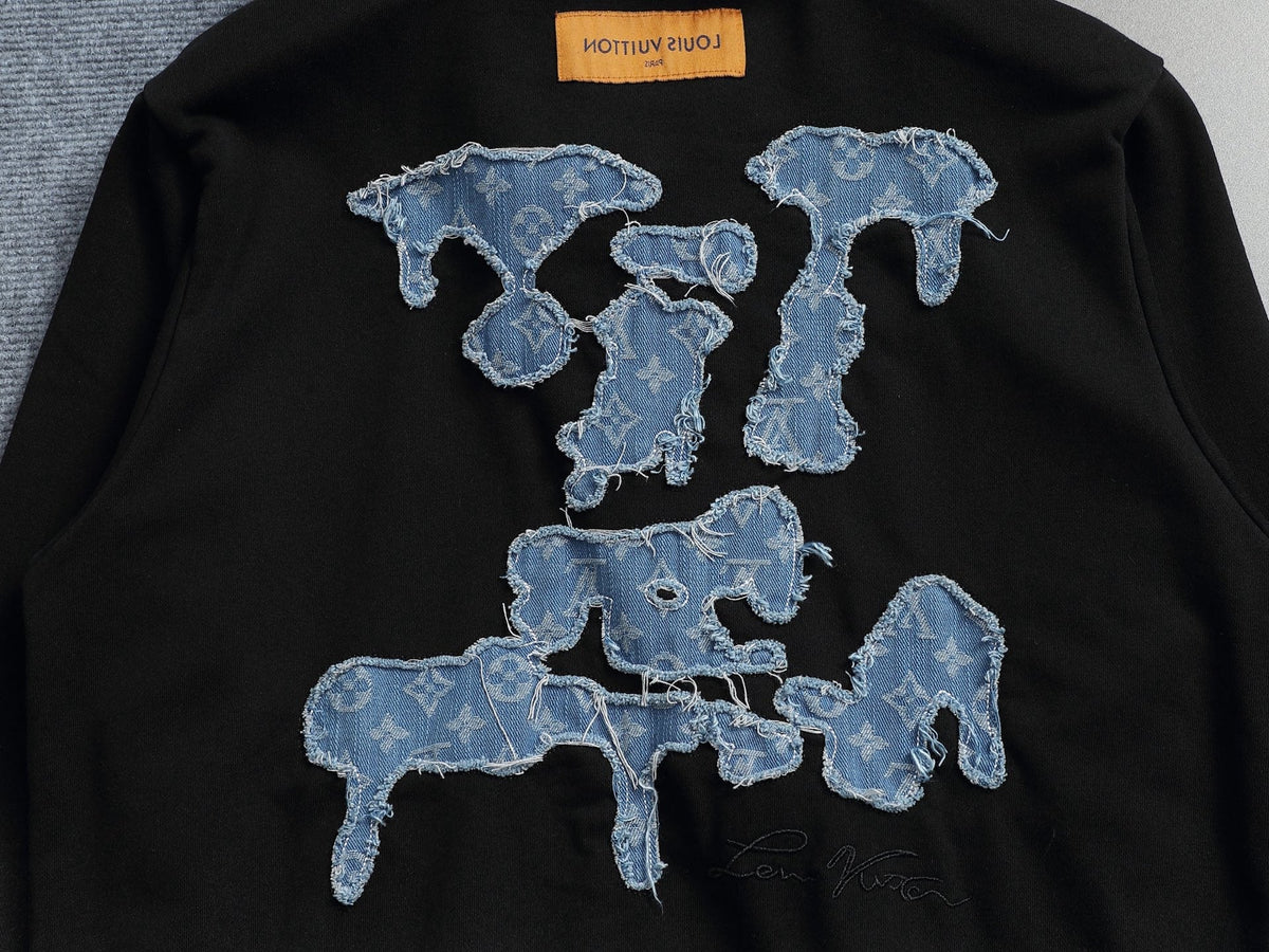 Classic Fit Hoodie-1019