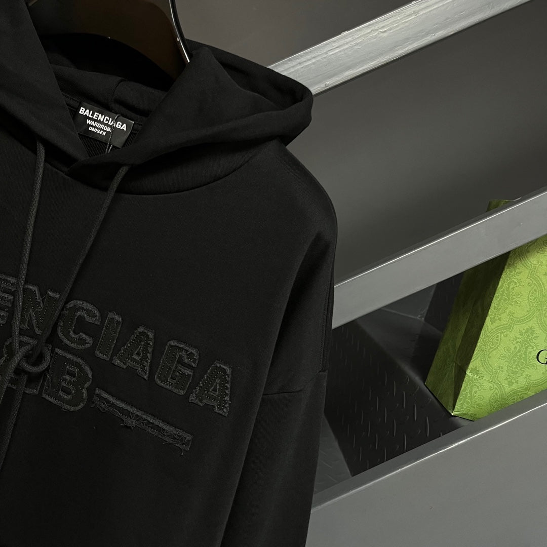 Classic Fit Hoodie-1020