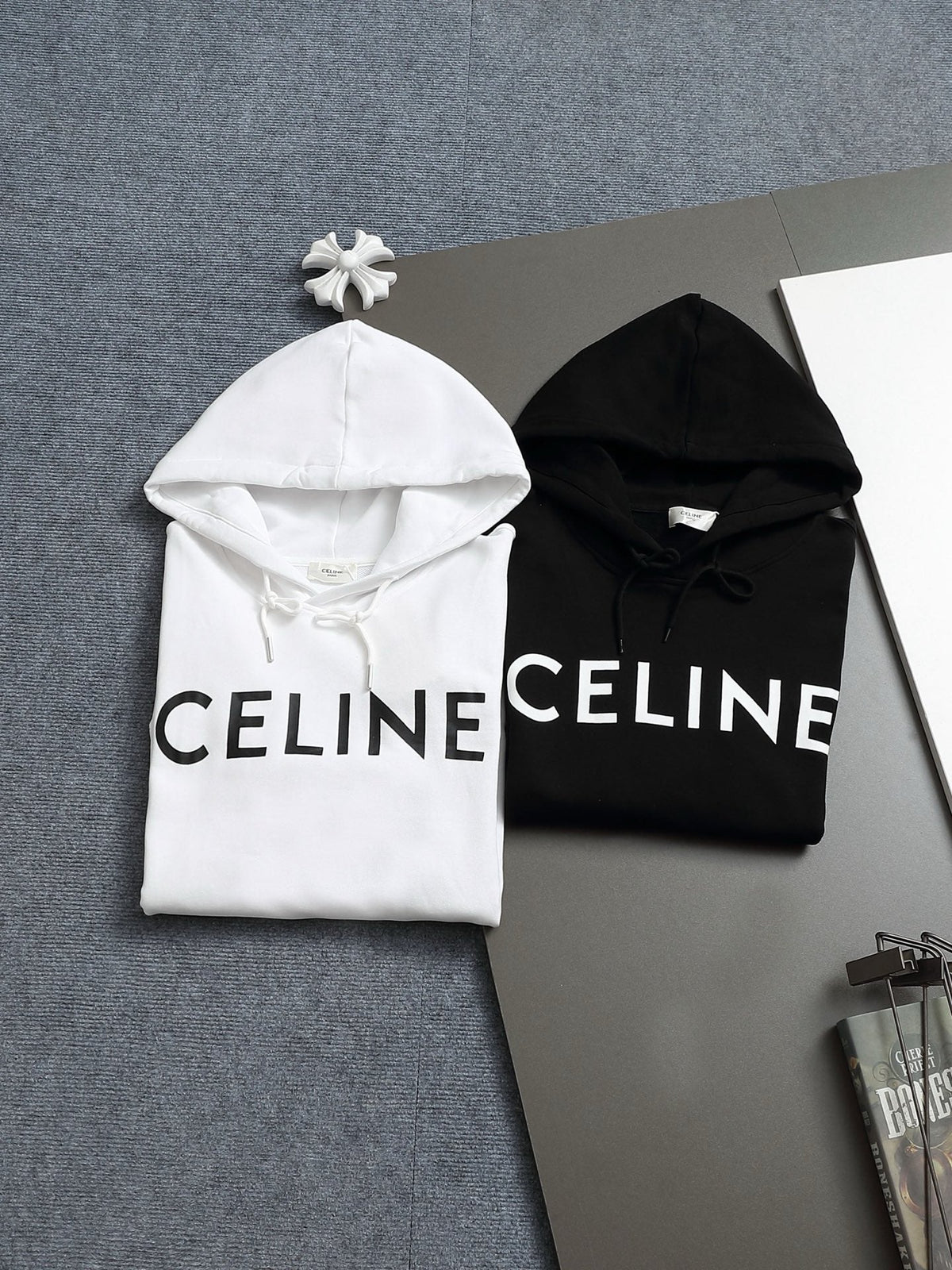 Classic Fit Hoodie-1025