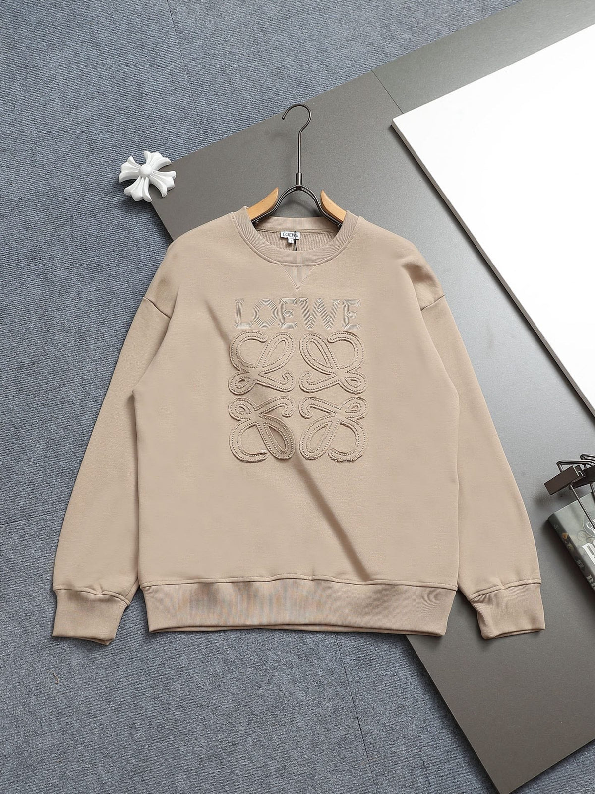 Classic Fashion Sweater-1048