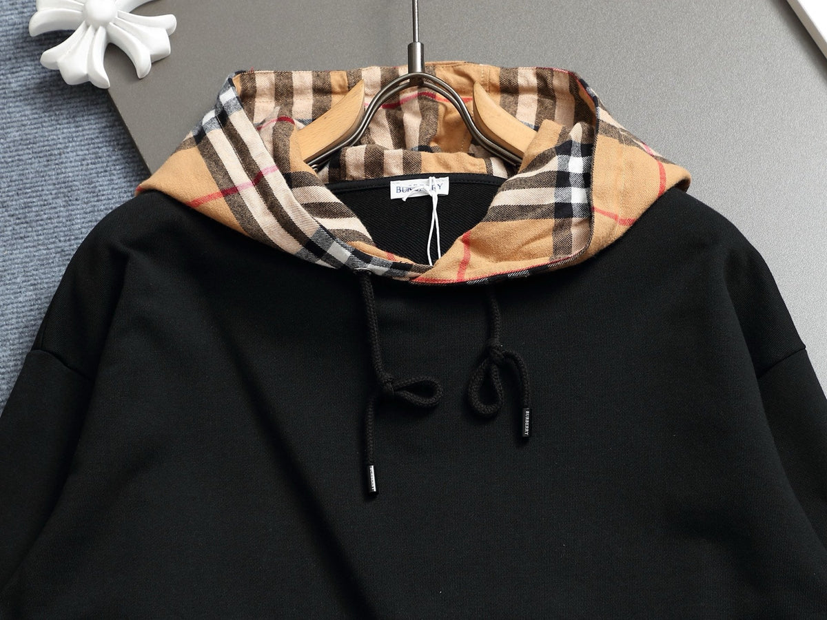 Classic Fit Hoodie-1030