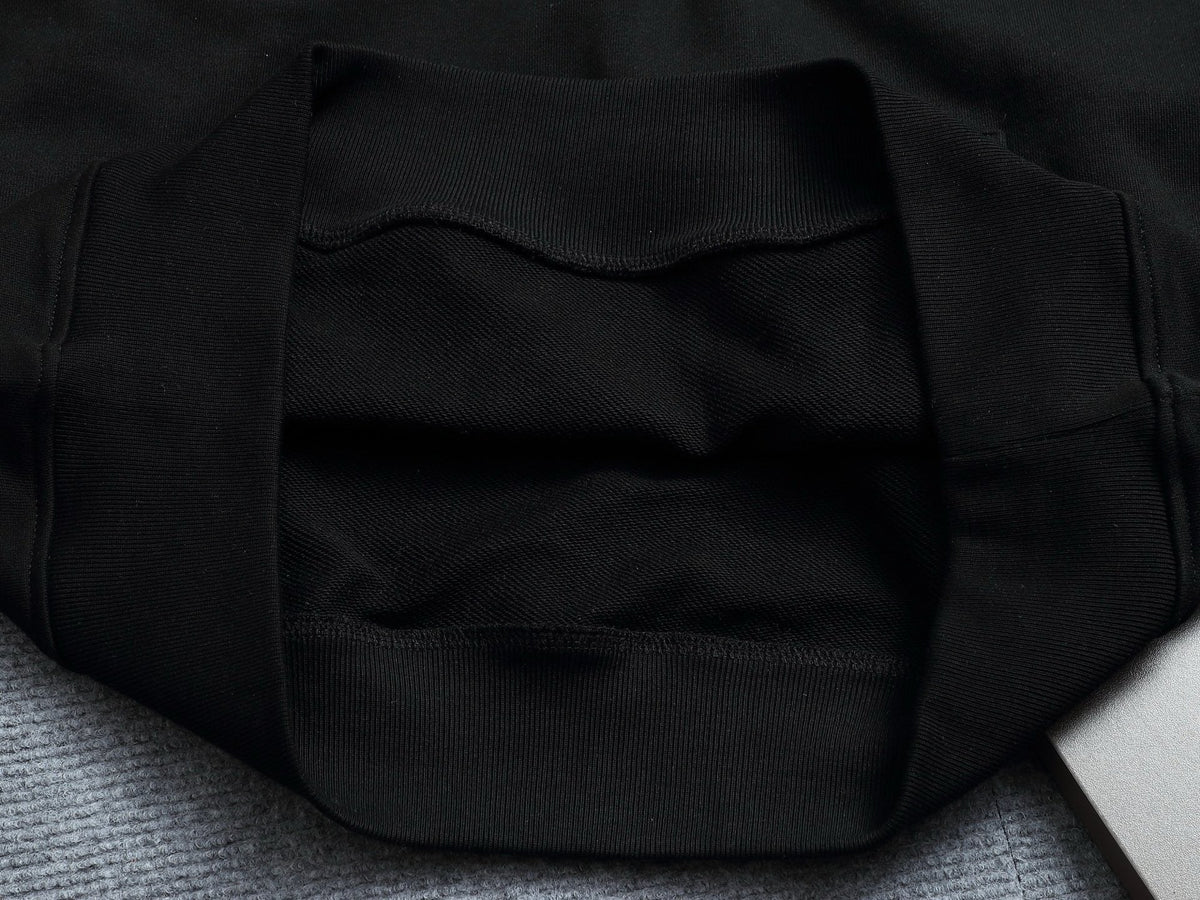 Classic Fit Hoodie-1027