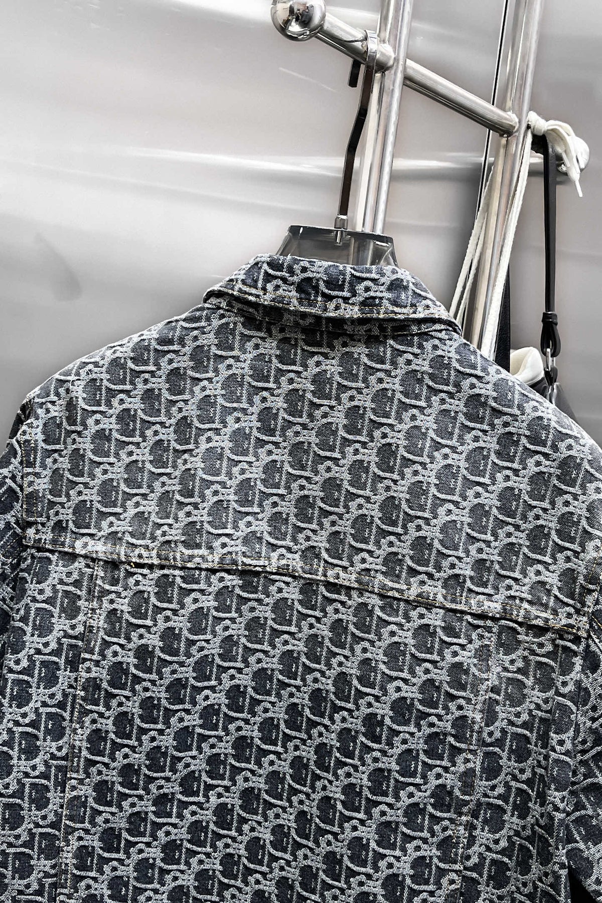 Chic Comfort Jacket-1023