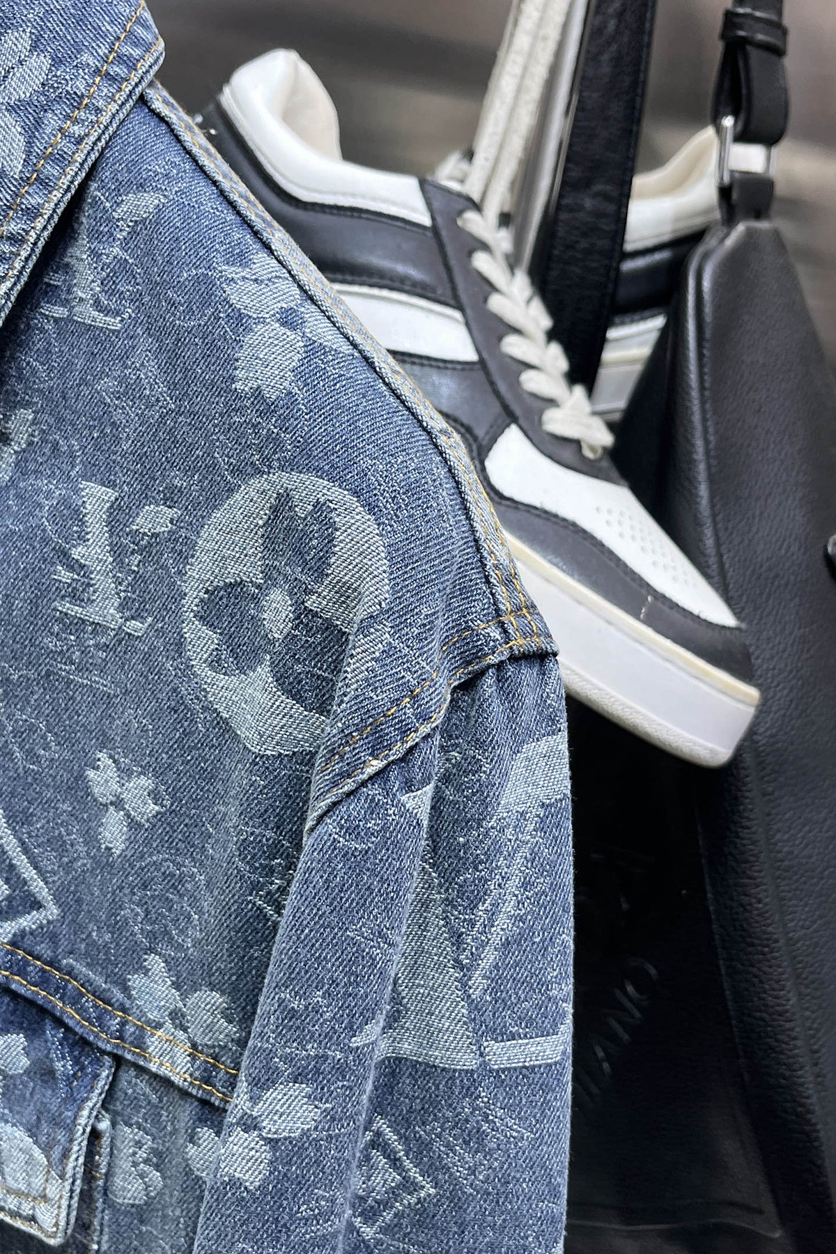 Chic Comfort Jacket-1025