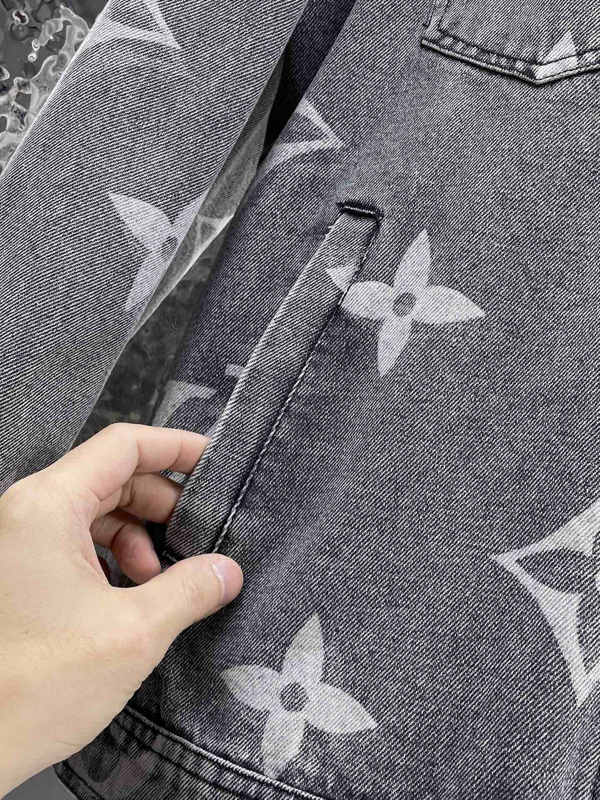 Chic Comfort Jacket-1035