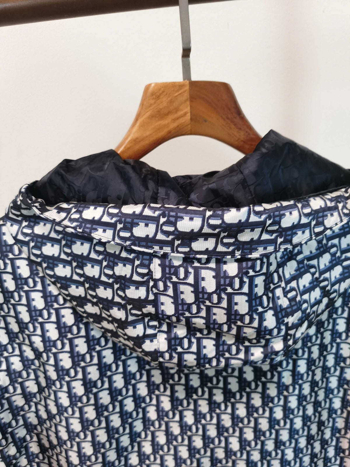 Chic Comfort Jacket-1050