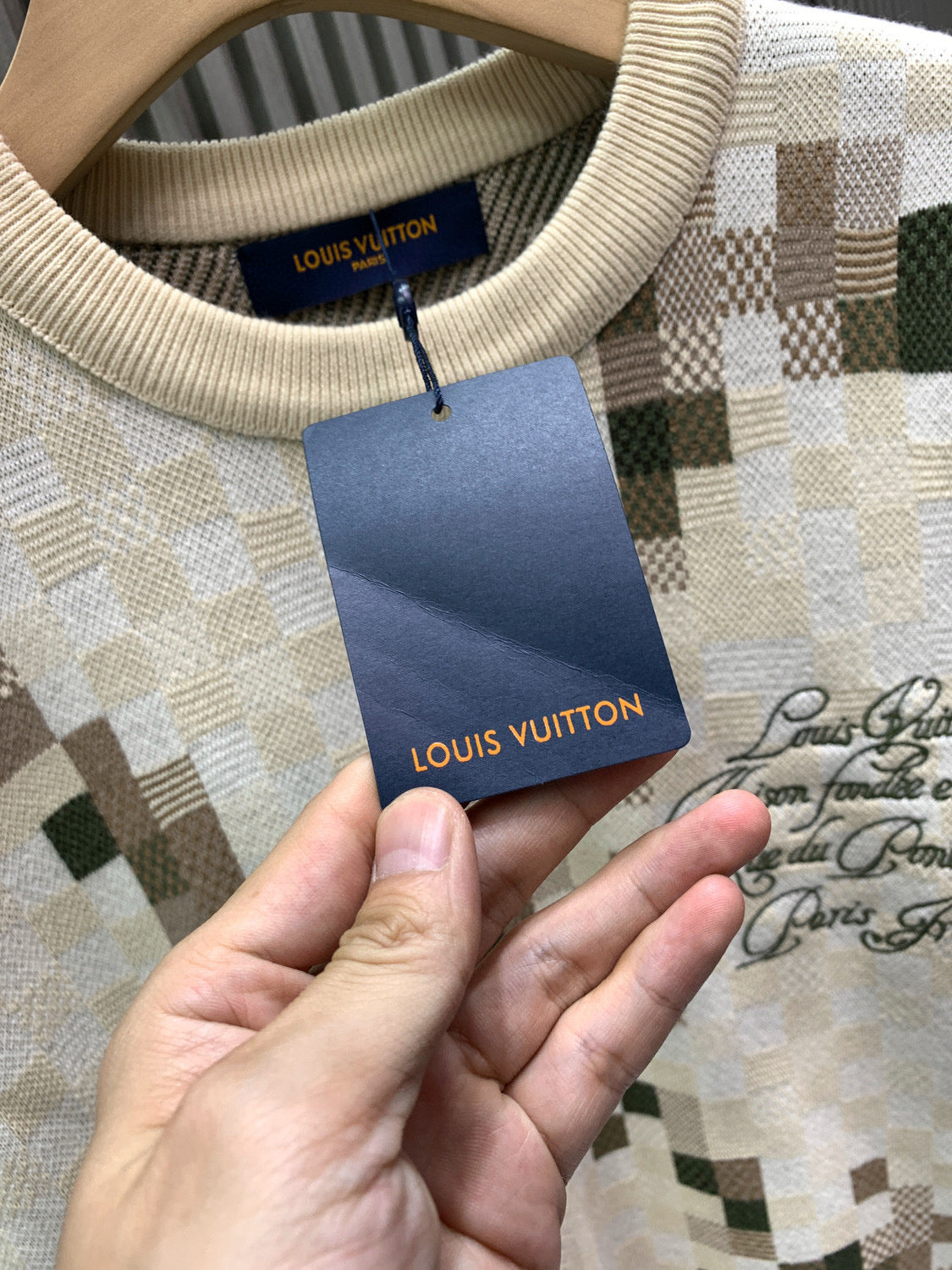 Classic Fashion Sweater-1088