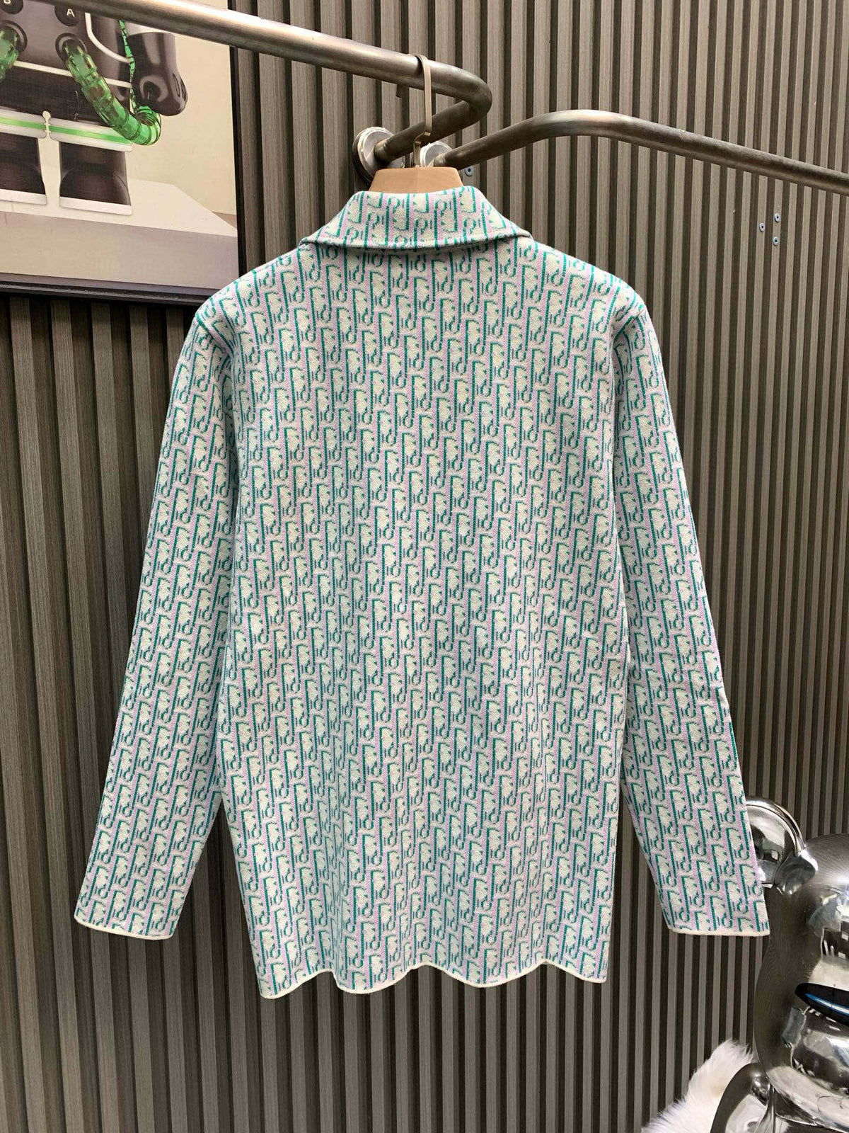 Classic Fashion Sweater-1096