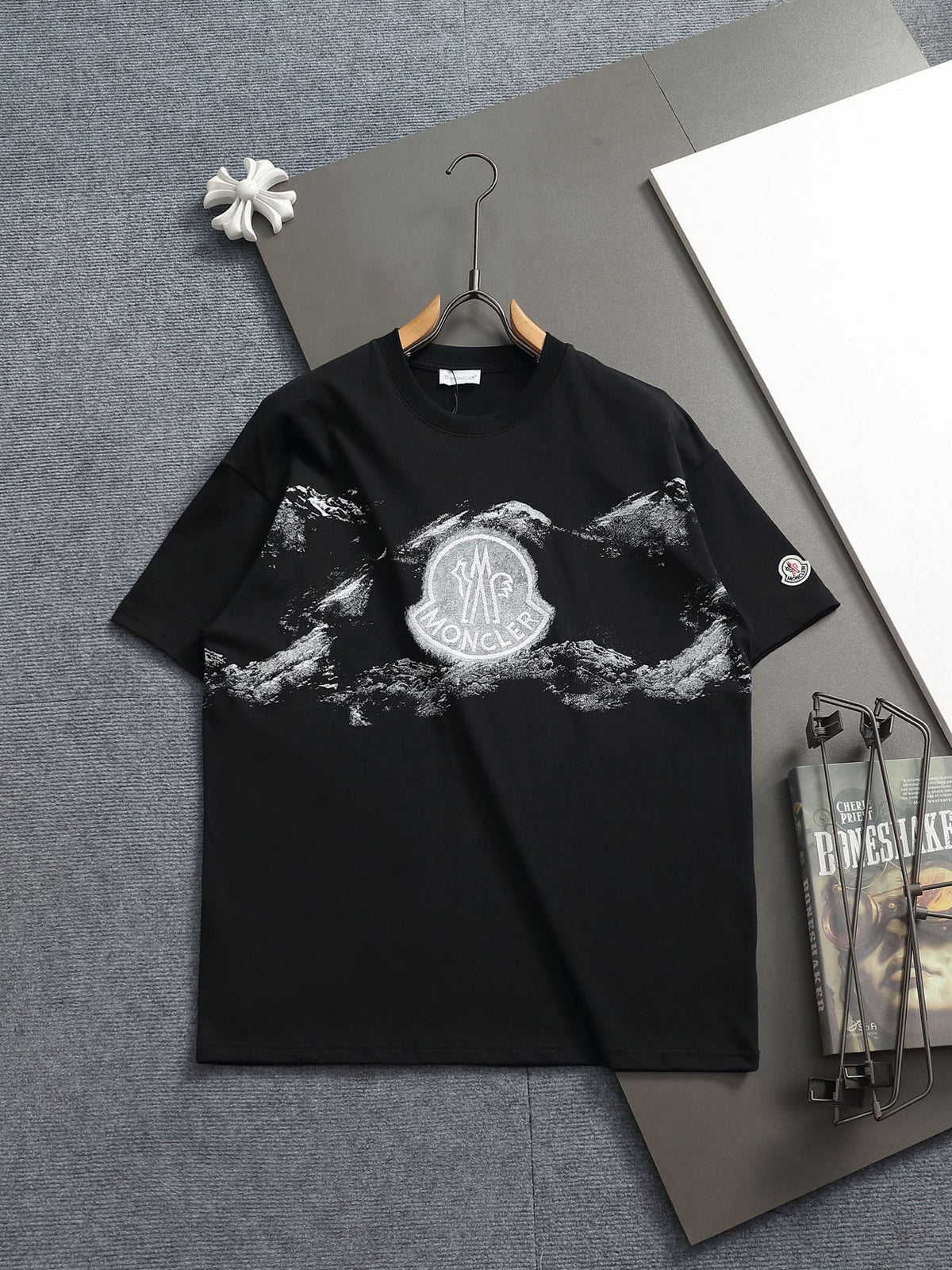 Classic T-shirt-307