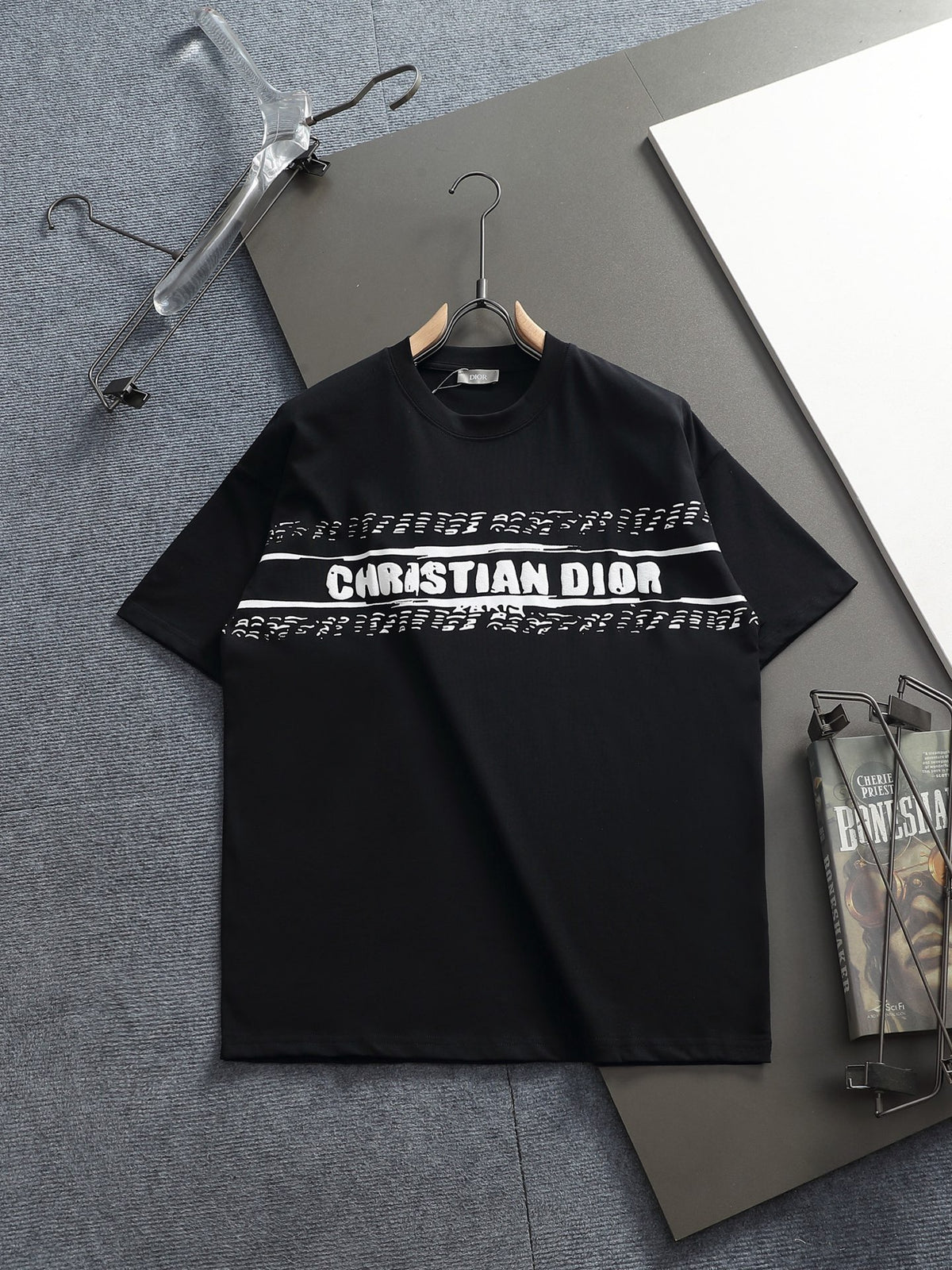 Classic T-shirt-359