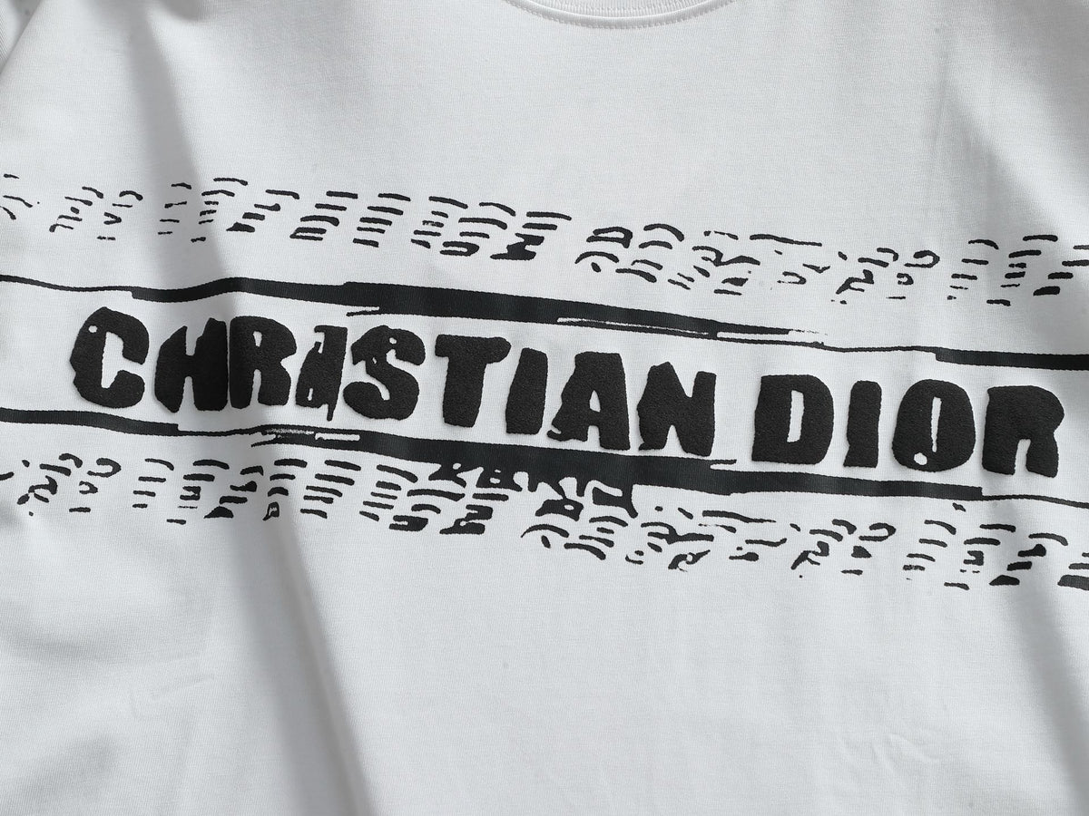 Classic T-shirt-359