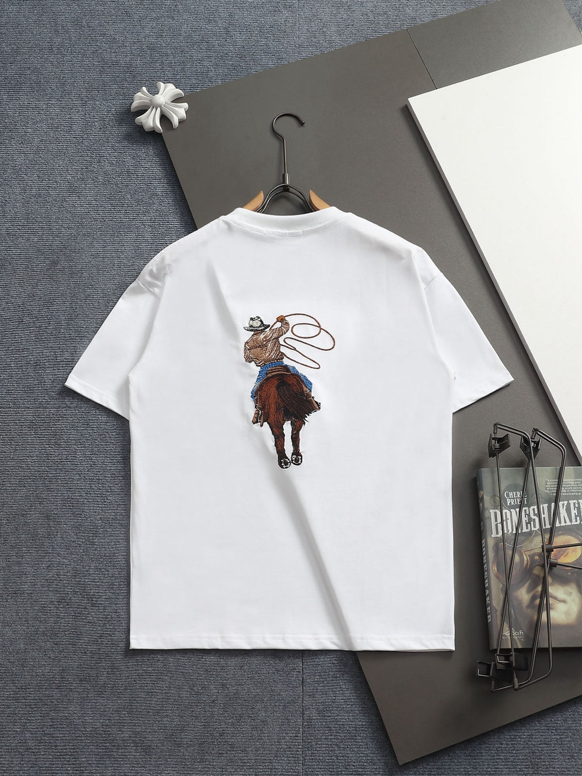 Classic T-shirt-390