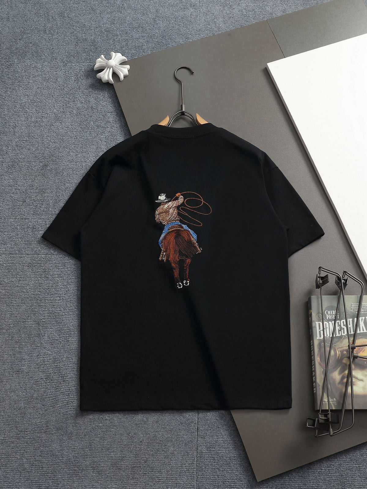 Classic T-shirt-390
