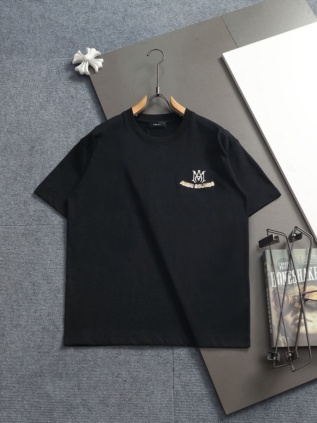 Classic T-shirt-335